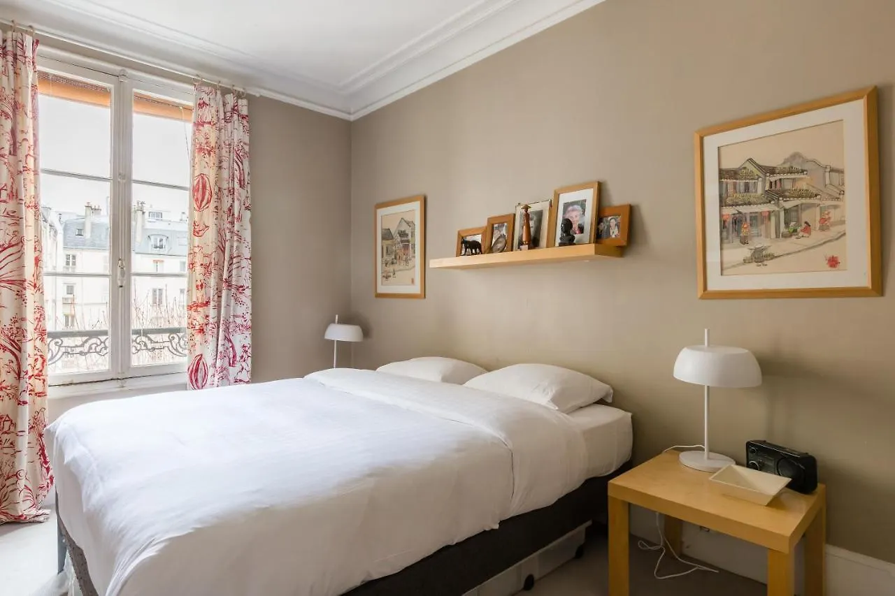 Апартаменты Veeve - Muted Beauty In Batignolles *